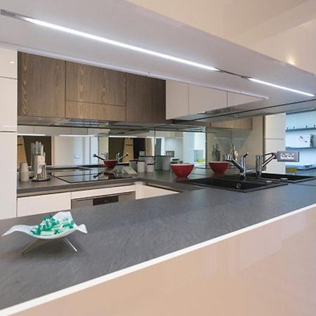 Apartment Melozzo ميلان الغرفة الصورة
