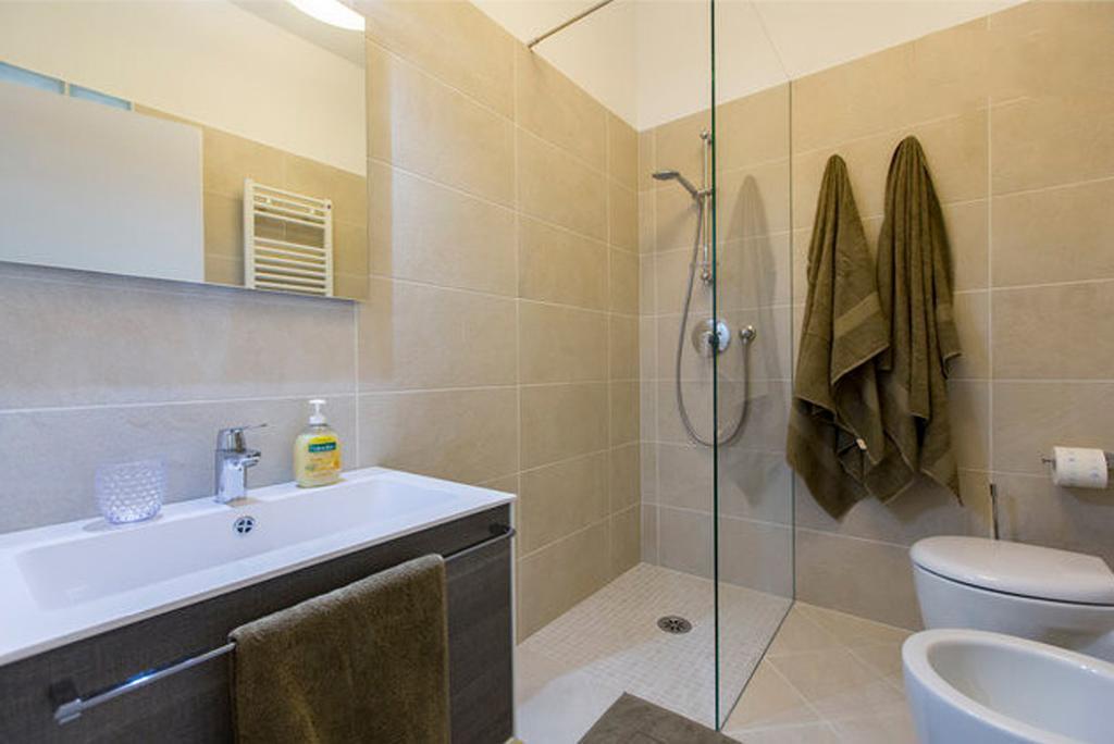 Apartment Melozzo ميلان الغرفة الصورة